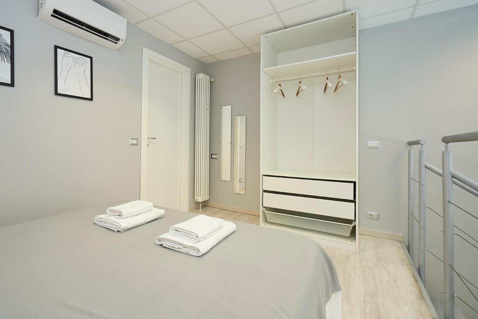 Design White Loft - Ac Wifi 10 Minutes From Duomo Apartment Milan Luaran gambar