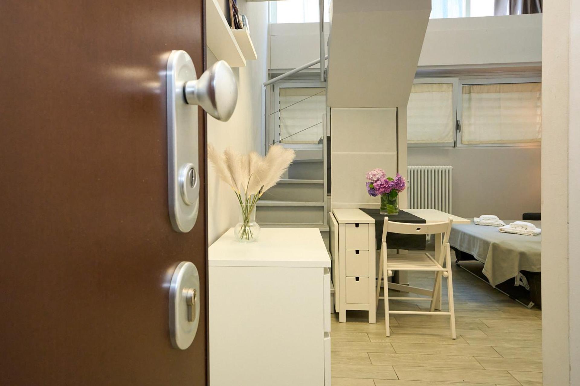 Design White Loft - Ac Wifi 10 Minutes From Duomo Apartment Milan Luaran gambar
